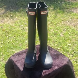 Hunter Women's Classic Black Tall Rain Boots